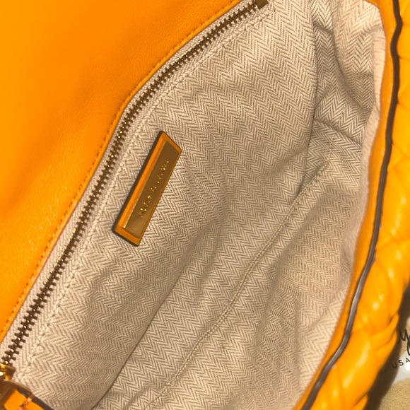 Tory‎ Burch Britten Woven Small Shoulder Bag - Picture 11 of 16